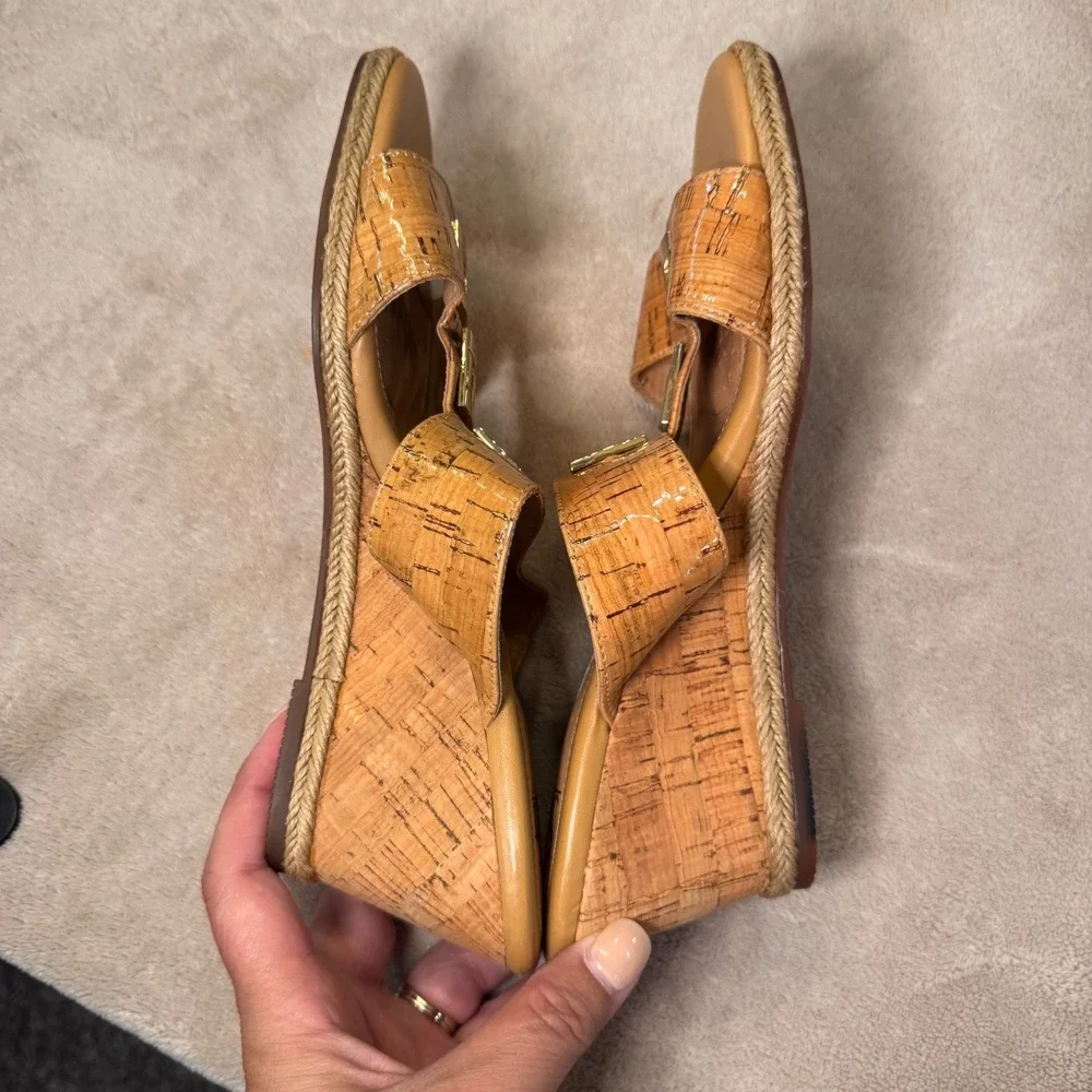 Sofft Cork Wedge Sandals Comfort Slides Heels Gold Buckle Summer Vacation Sz 8.5